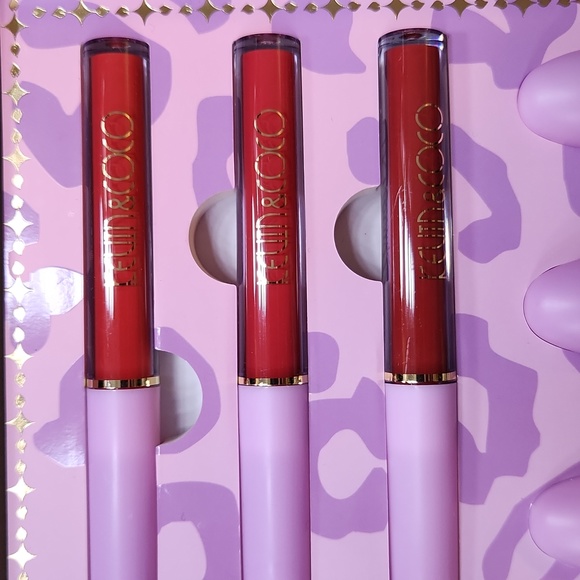 Kevin and Coco 24 Colour Leopard Sisters Cosmetic Set - Picture 11 of 13